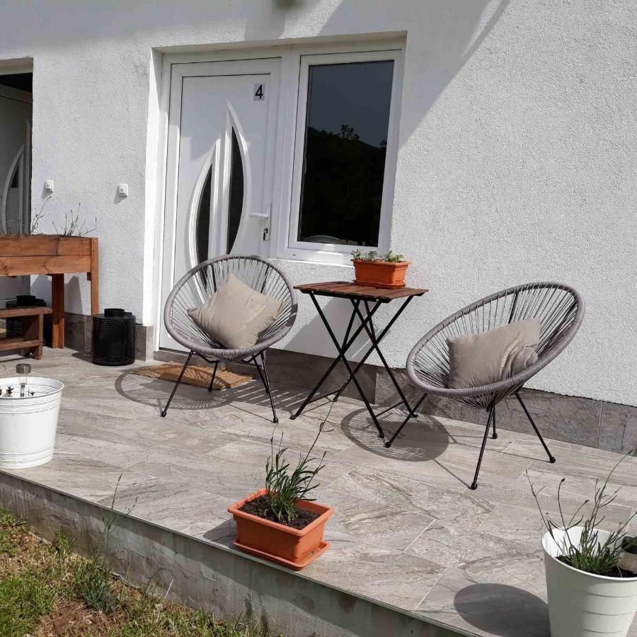 Plitvice Valley Apartments Licko Petrovo Selo Extérieur photo